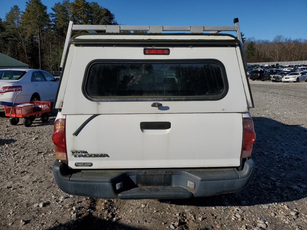 Toyota Tacoma Access Cab Image 2