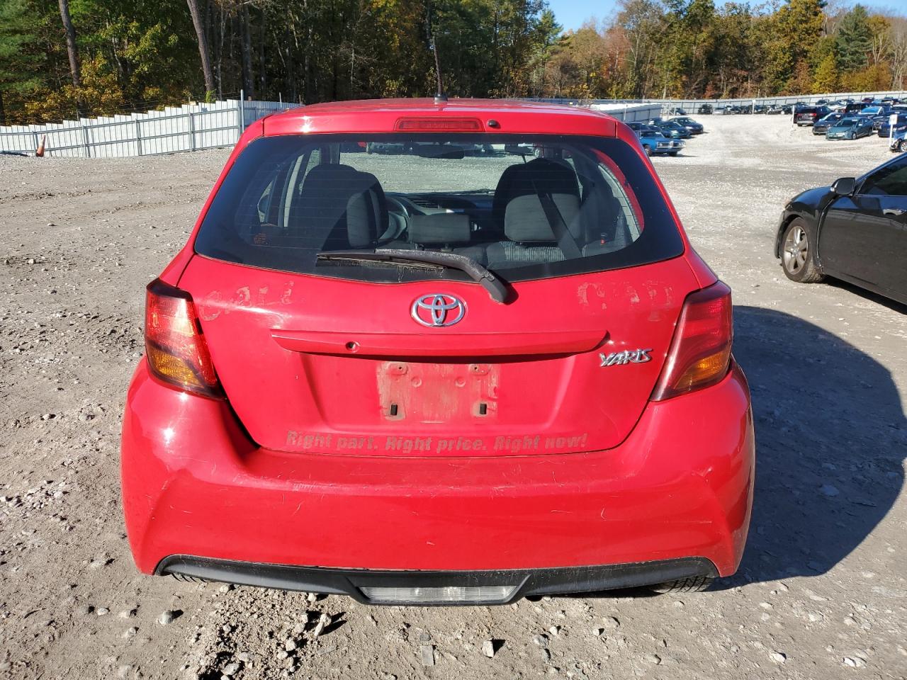 Toyota Yaris Image 12