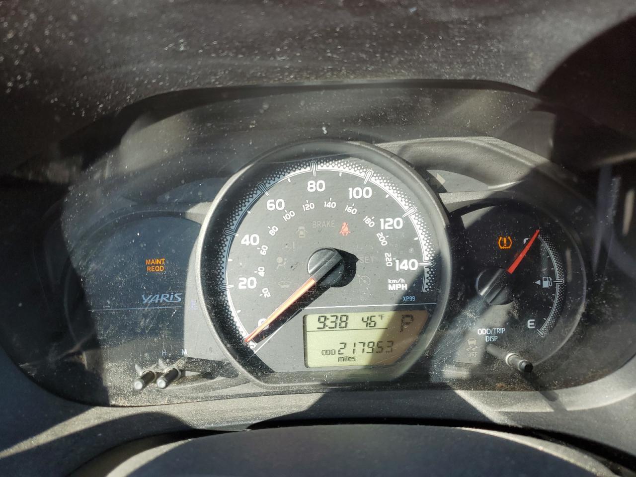 Toyota Yaris Image 6