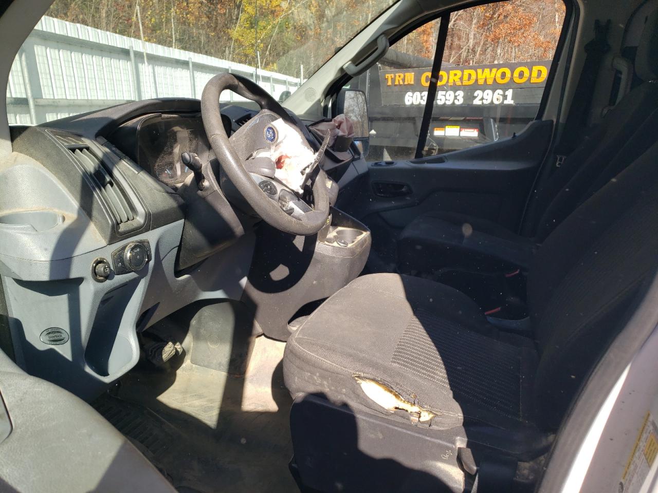 Ford Transit T-250 Image 11