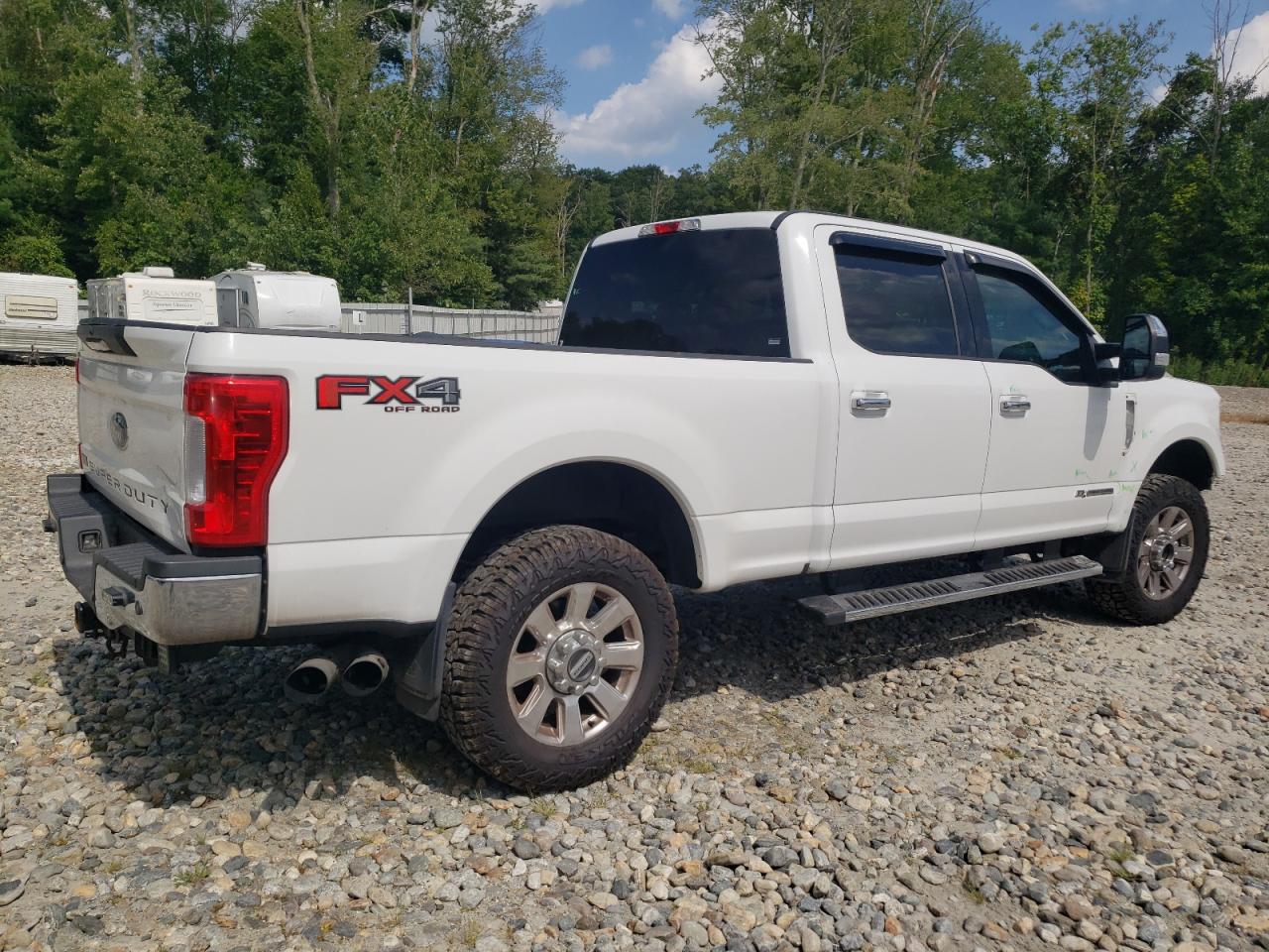 Ford F-250 Super Duty Image 12