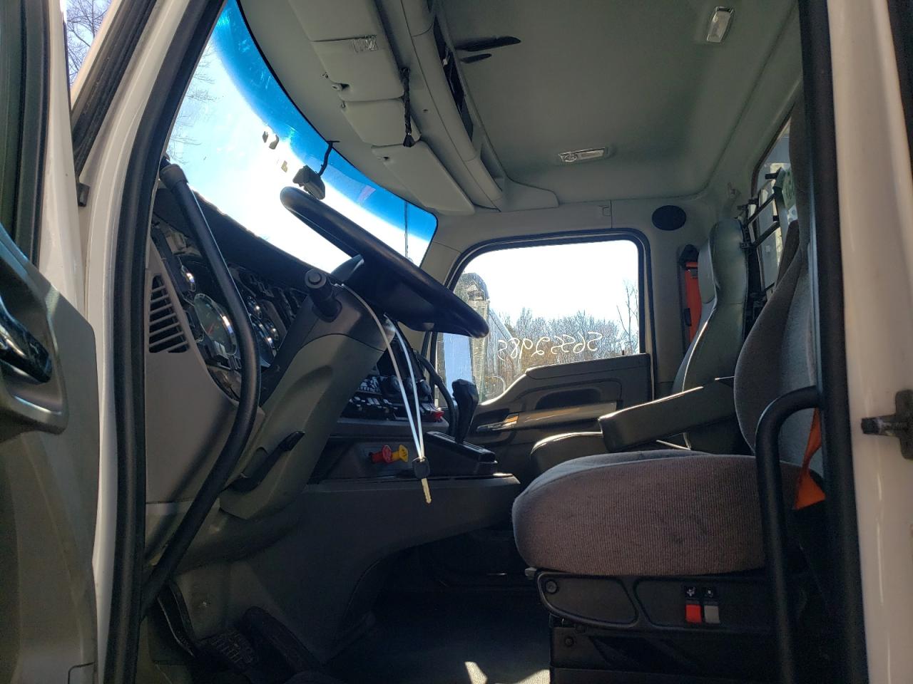 Kenworth T680 T680 Image 6