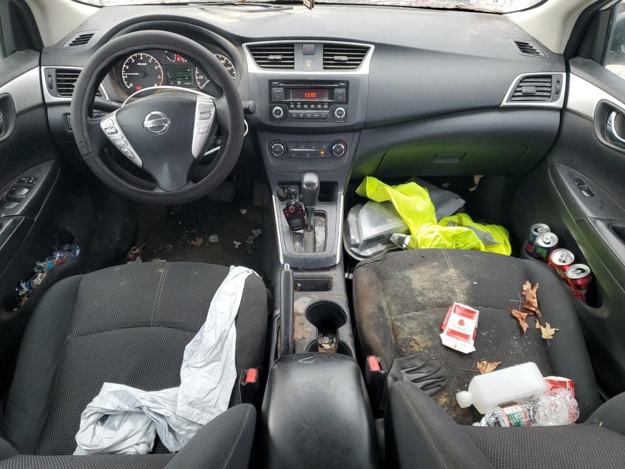 Nissan Sentra S Image 3