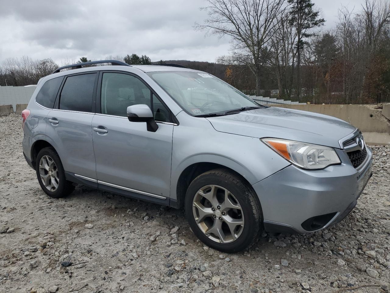 Subaru Forester 2.5i Touring Image 11
