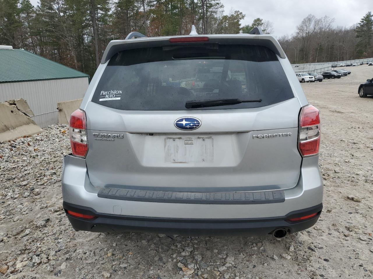 Subaru Forester 2.5i Touring Image 7