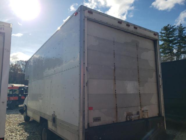 Chevrolet Express Image 13