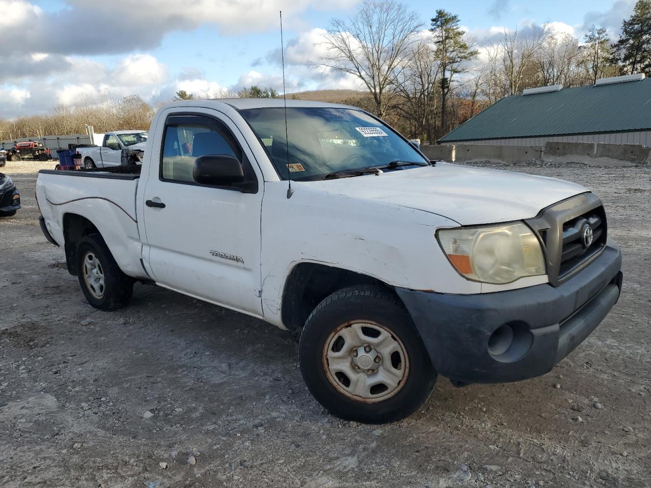 Toyota Tacoma Image 3