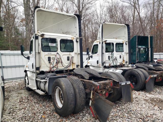Freightliner Cascadia Image 6