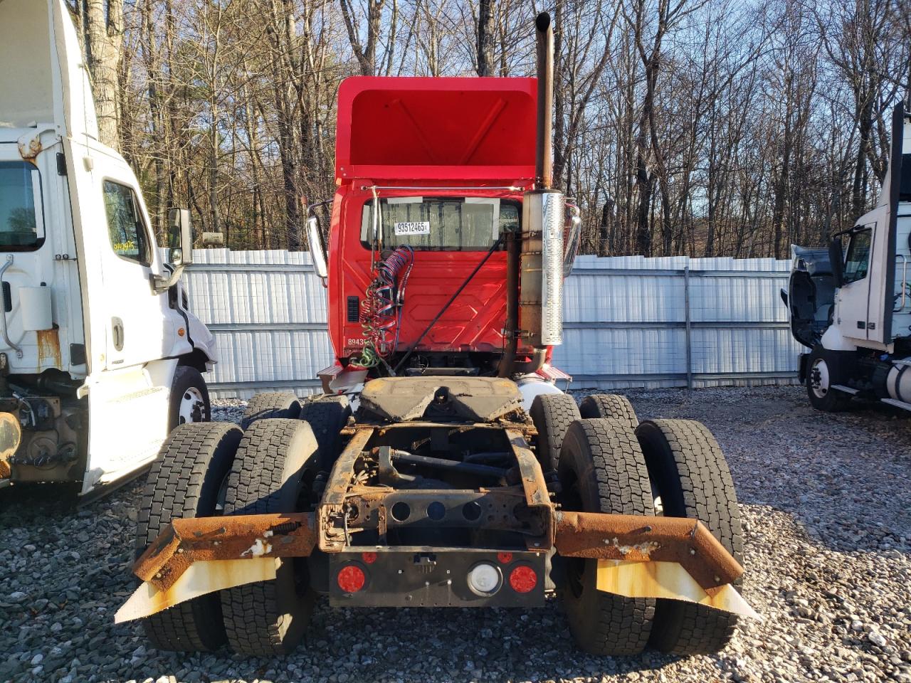 International Prostar Image 9