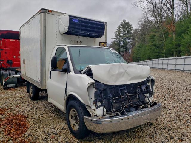 Chevrolet Express Image 3