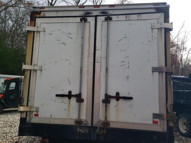 Chevrolet Express Image 2