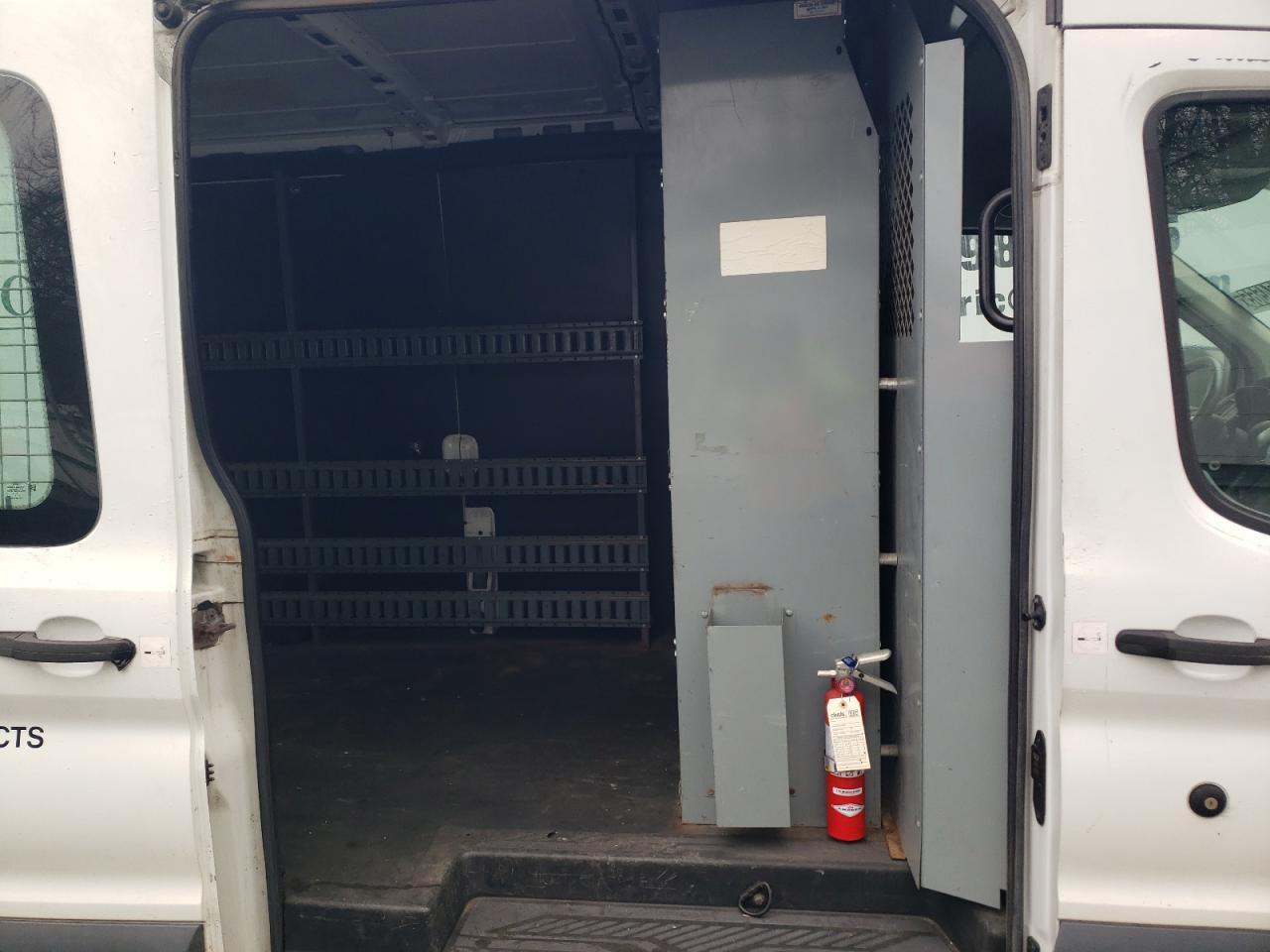 Ford Transit T-250 Image 2