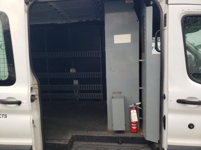 Ford Transit T-250 Image 2