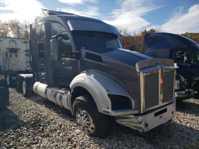  Salvage Kenworth T880