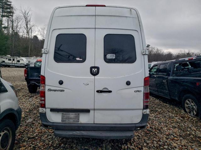 Dodge Sprinter 2500 Image 8