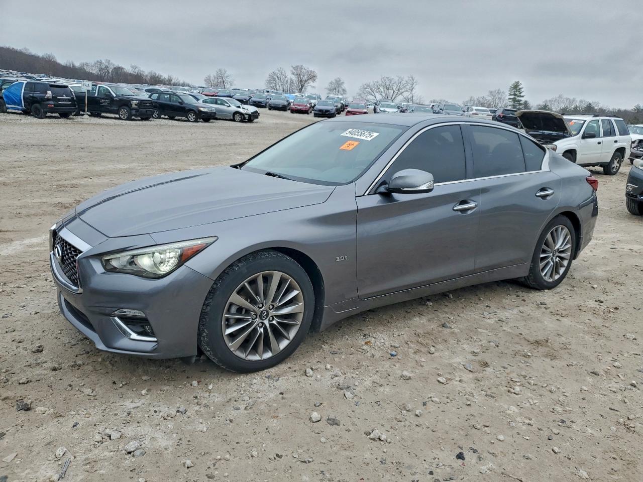 INFINITI Q50 Luxe Image 1