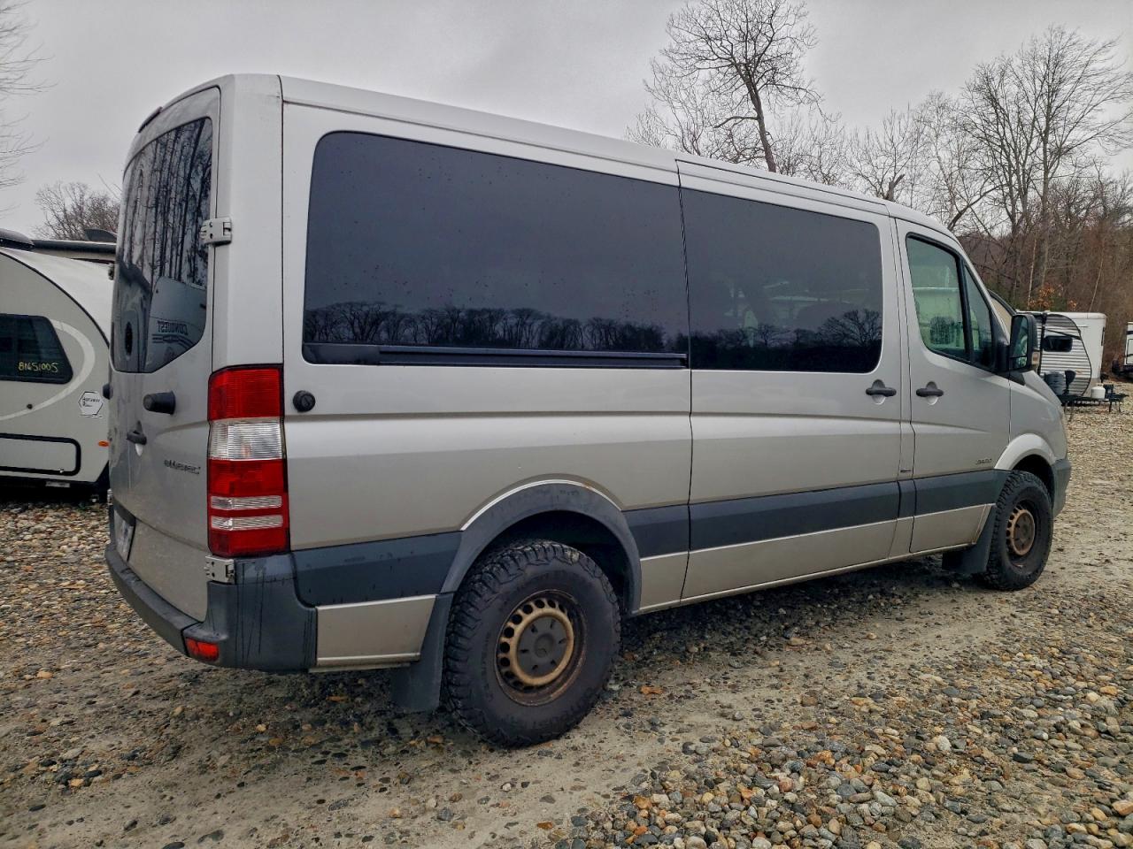 Mercedes-Benz Sprinter 2500 Image 7