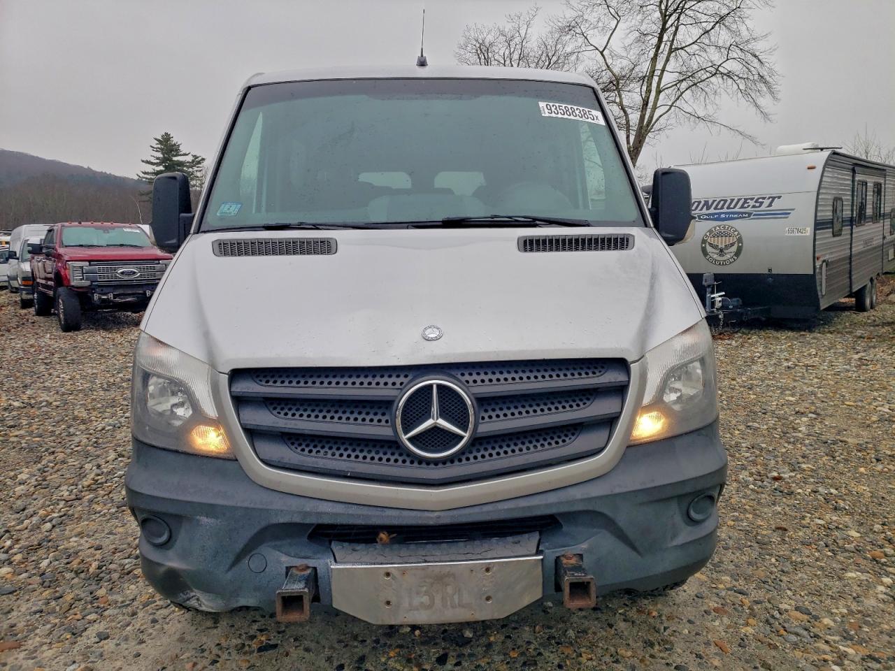 Mercedes-Benz Sprinter 2500 Image 11