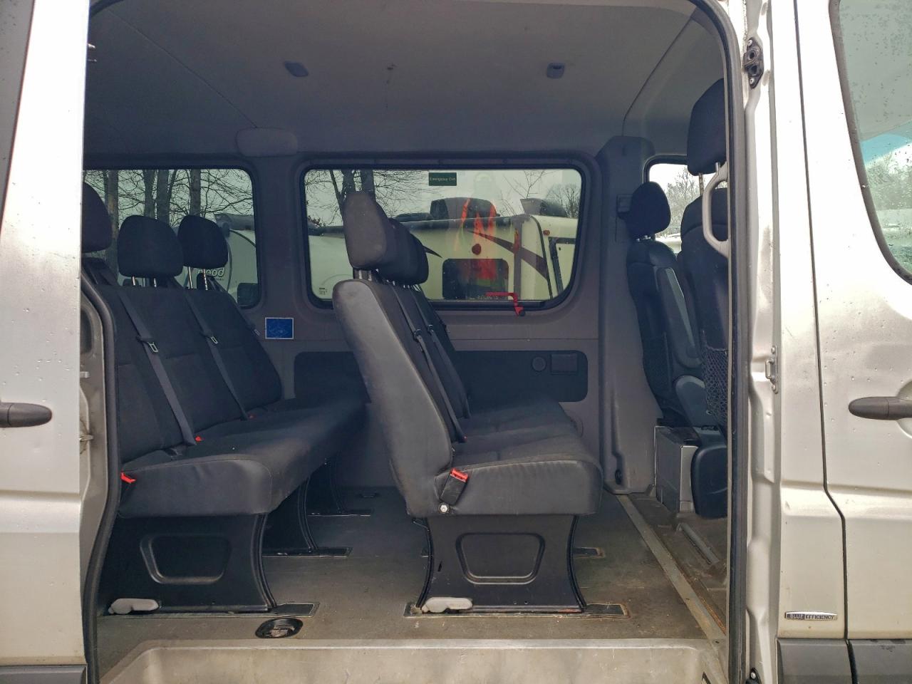 Mercedes-Benz Sprinter 2500 Image 5