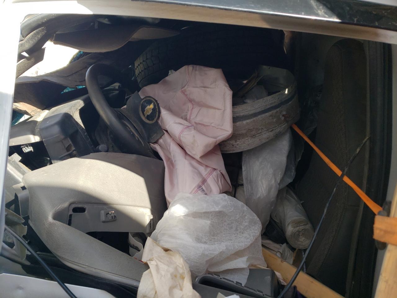 Chevrolet Express Image 7