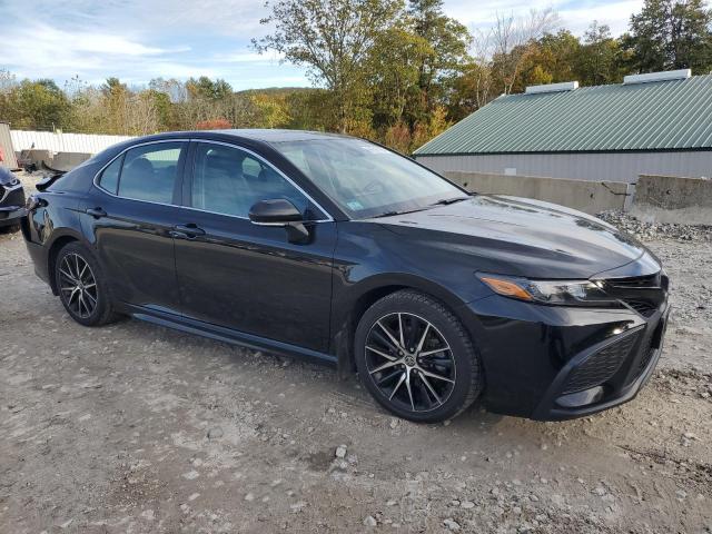 Toyota Camry Se Night Shade Image 4