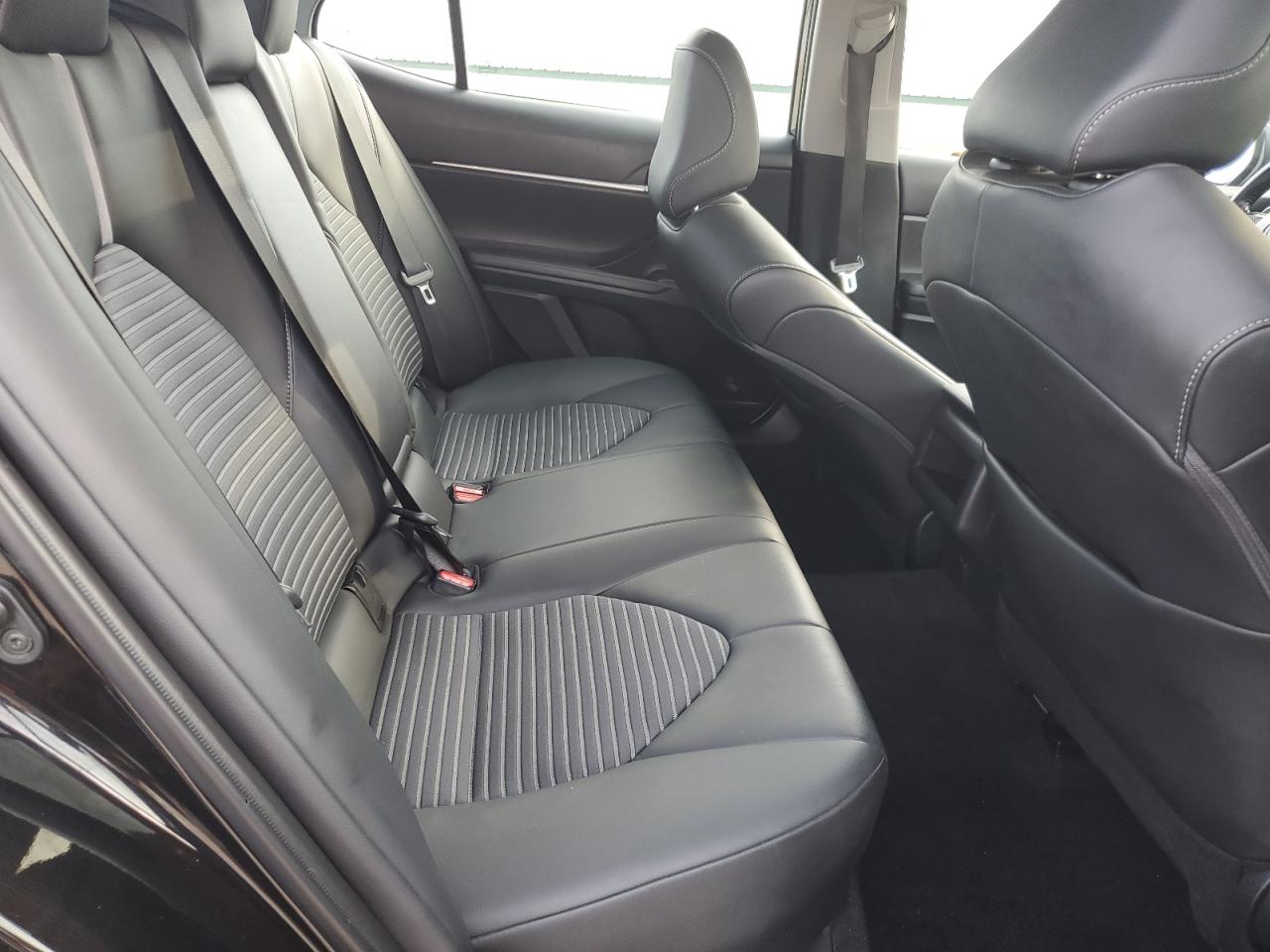 Toyota Camry Se Night Shade Image 3