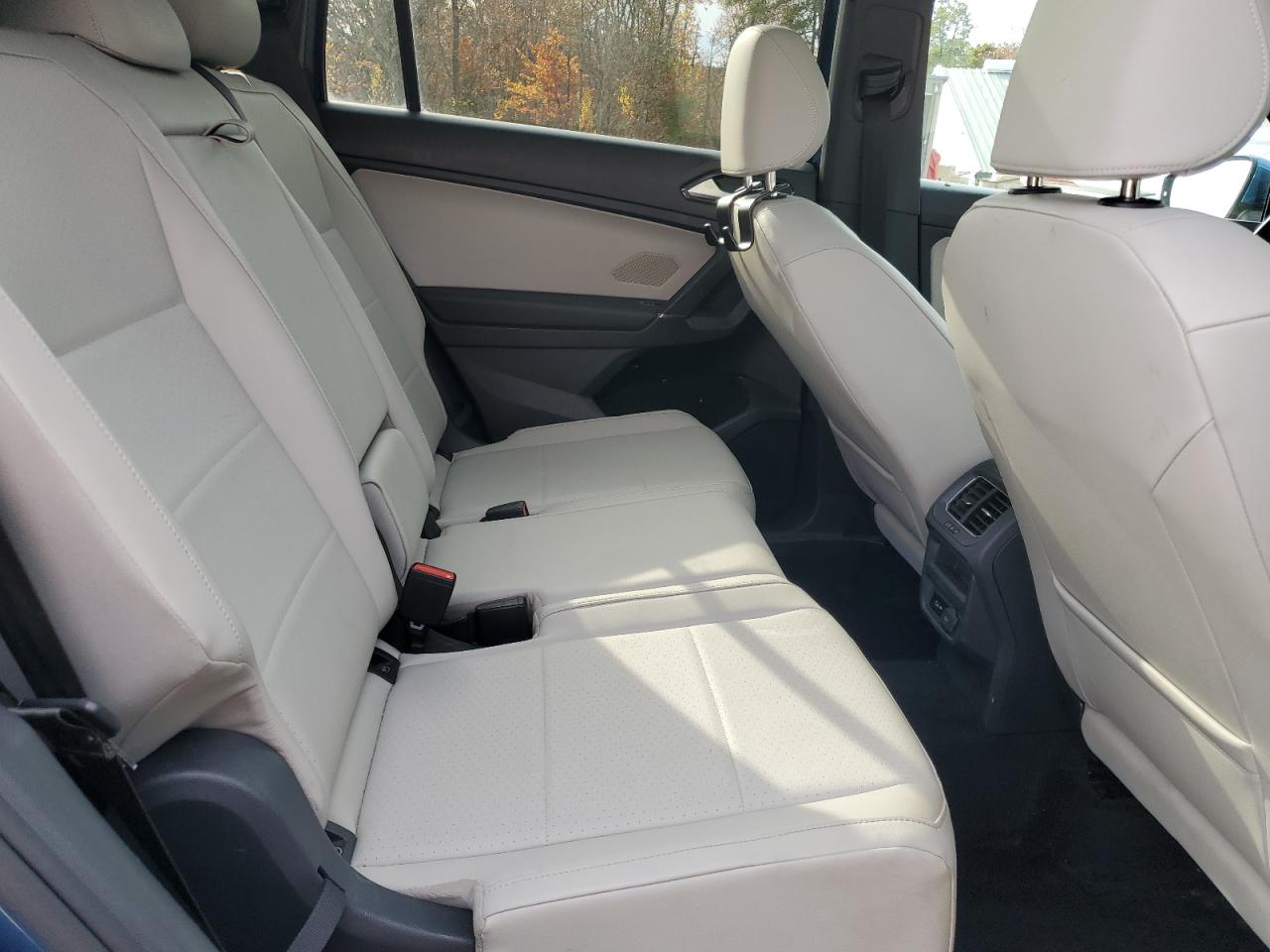 Volkswagen Tiguan Se Image 7