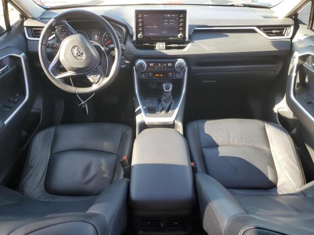 Toyota RAV4 Xle Image 4