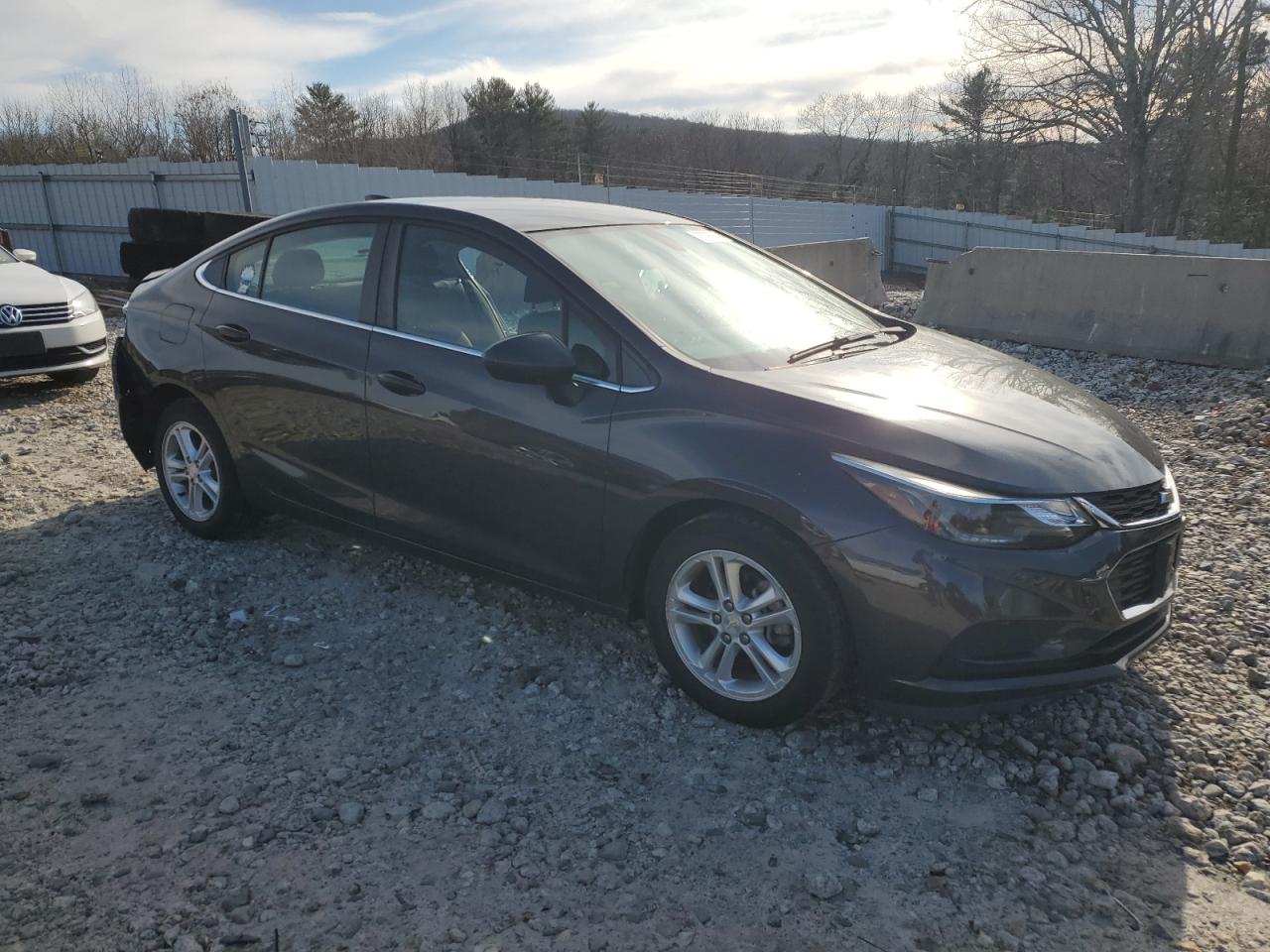 Chevrolet Cruze Lt Image 4