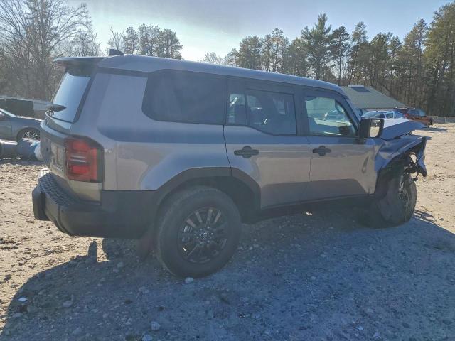 Toyota Land Cruis Base Image 4