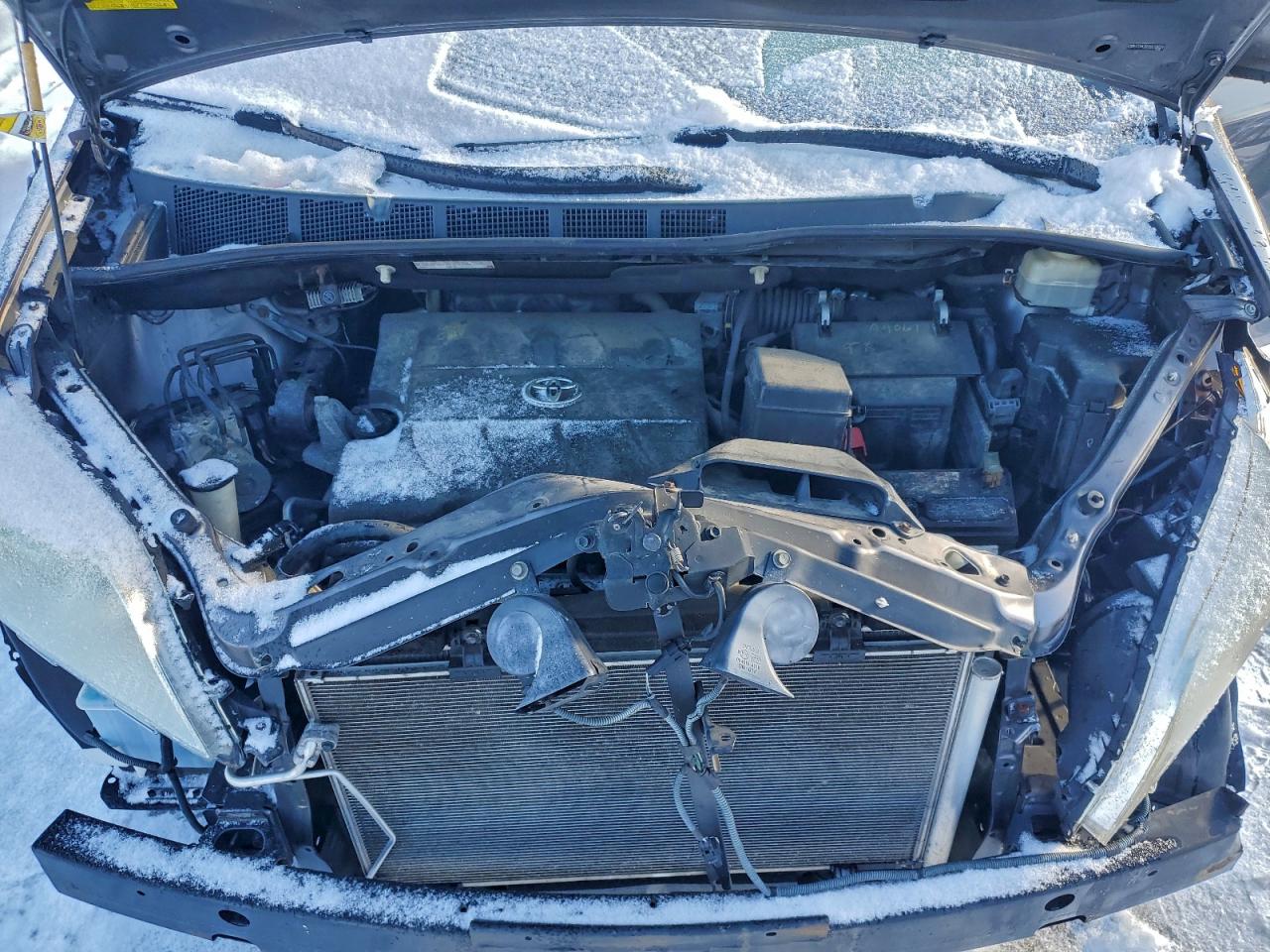 Toyota Sienna Xle Image 9