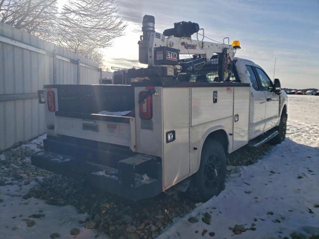 Ford F-350 Super Duty Image 12