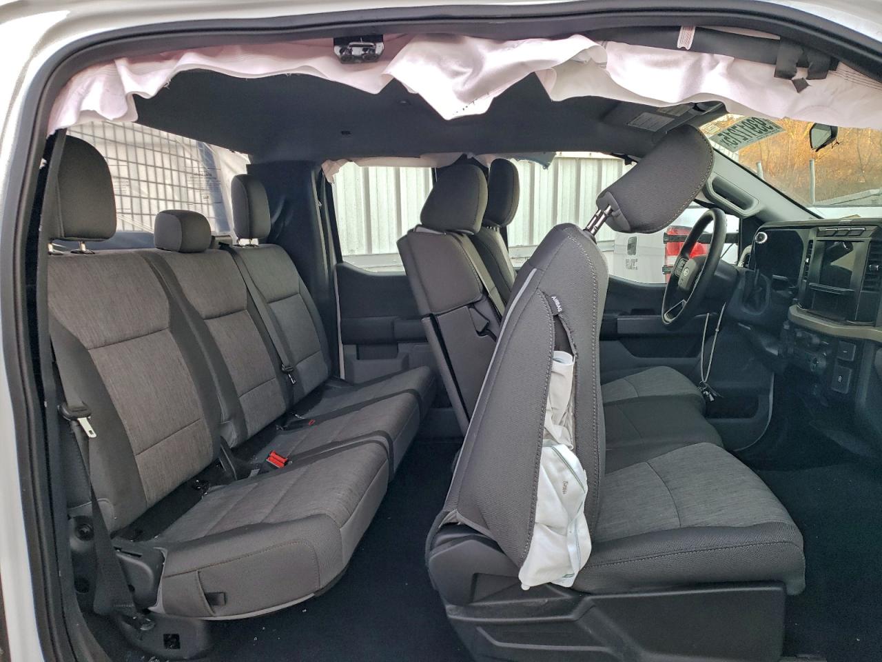 Ford F-350 Super Duty Image 4