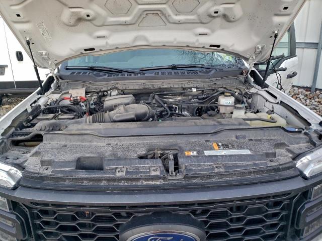 Ford F-350 Super Duty Image 7