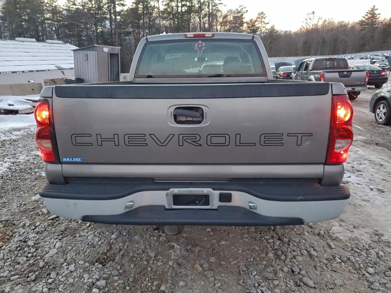 Chevrolet Silverado C1500 Classic Image 8