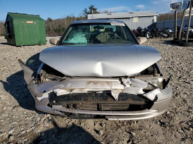 Toyota Camry Ce Image 11