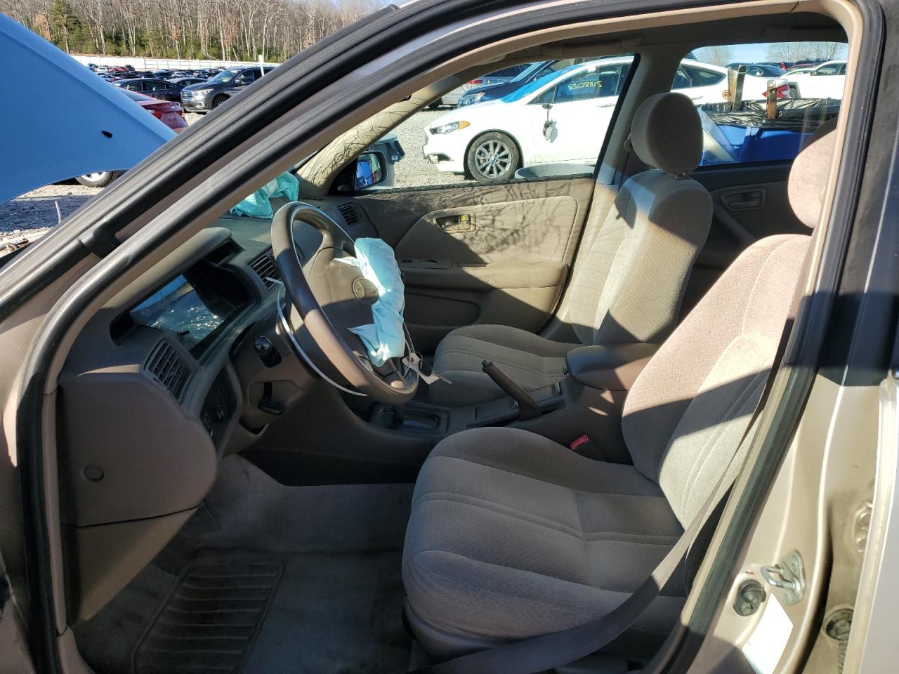 Toyota Camry Ce Image 5