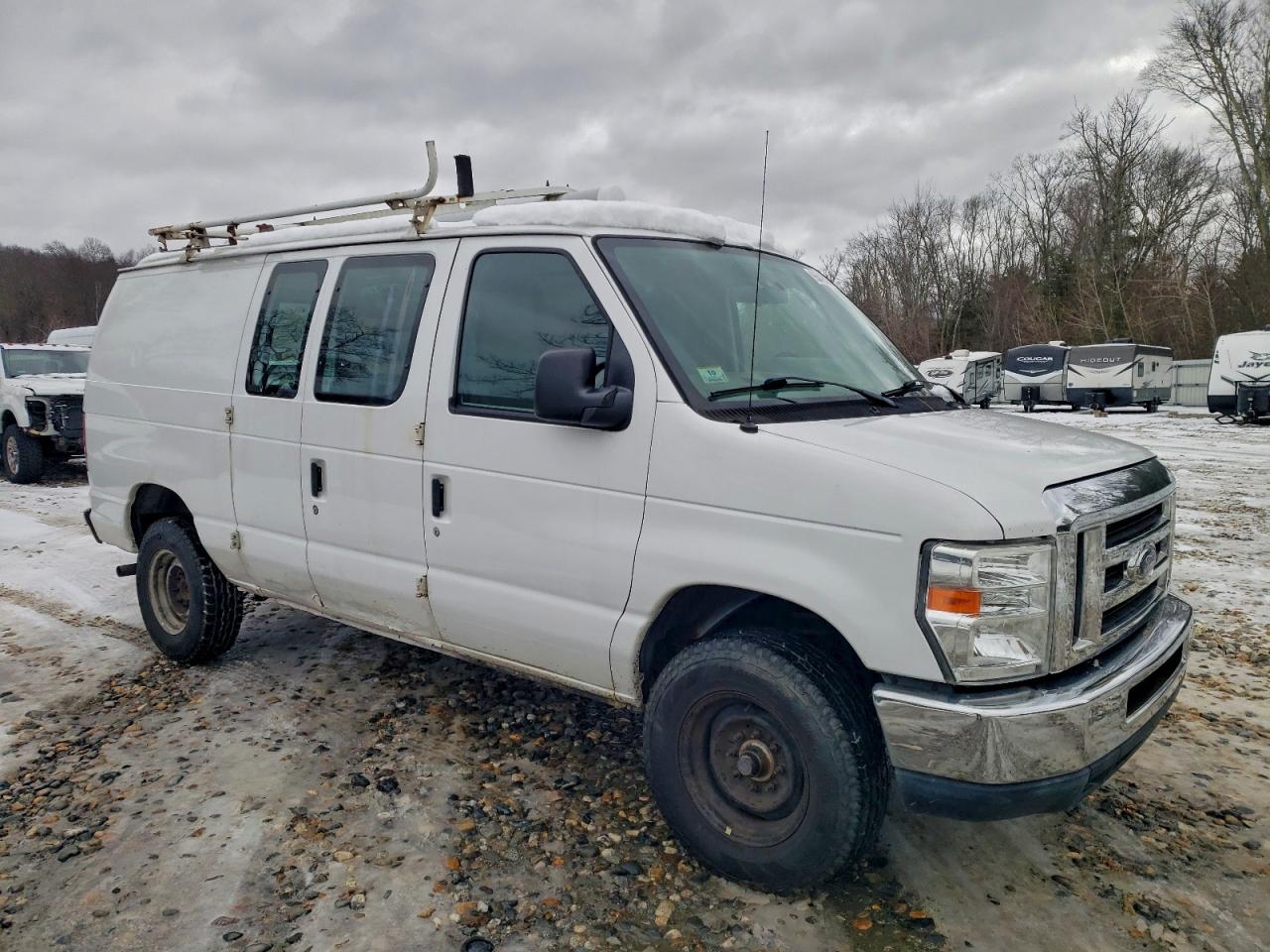 Ford E-250 E250 Van Image 8