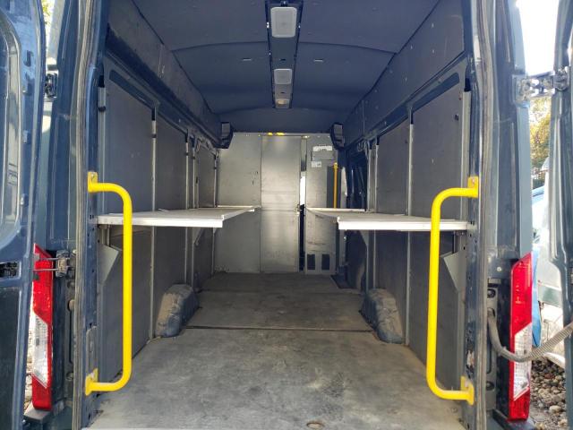 Ford Transit T-250 Image 7