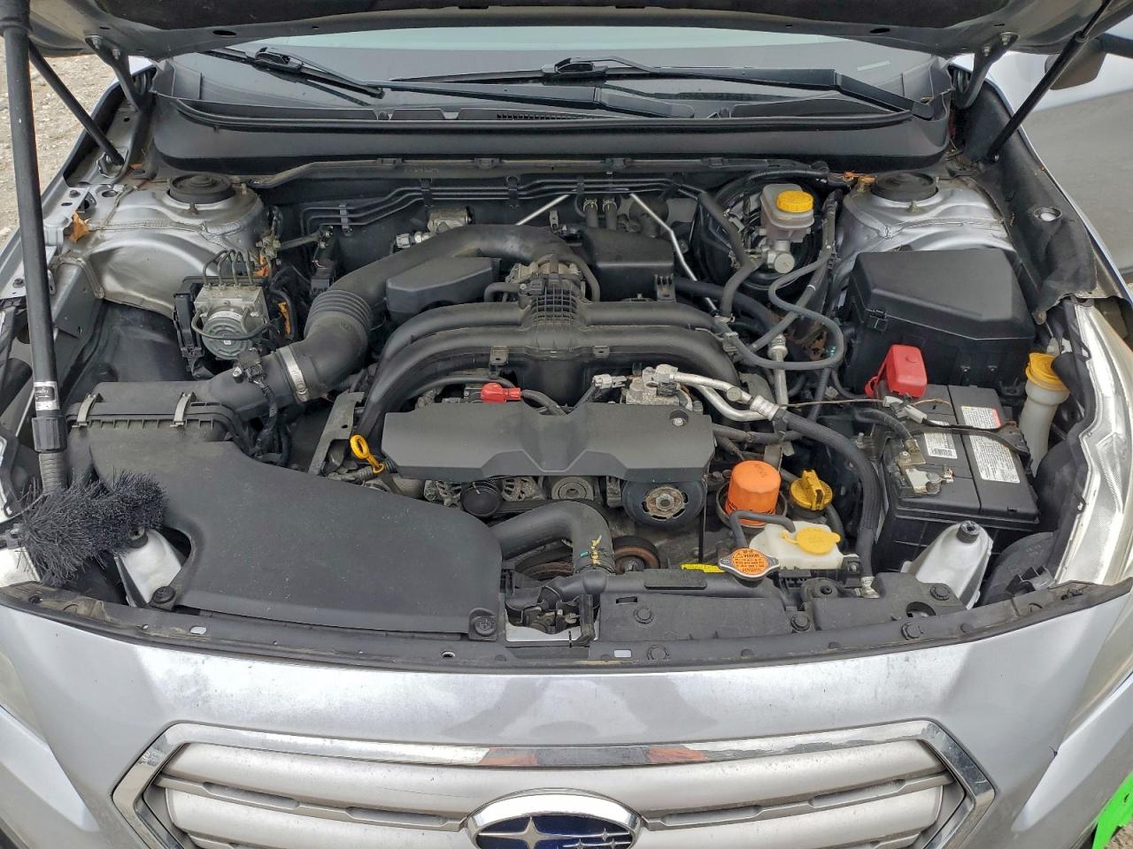 Subaru Outback 2.5i Limited Image 4