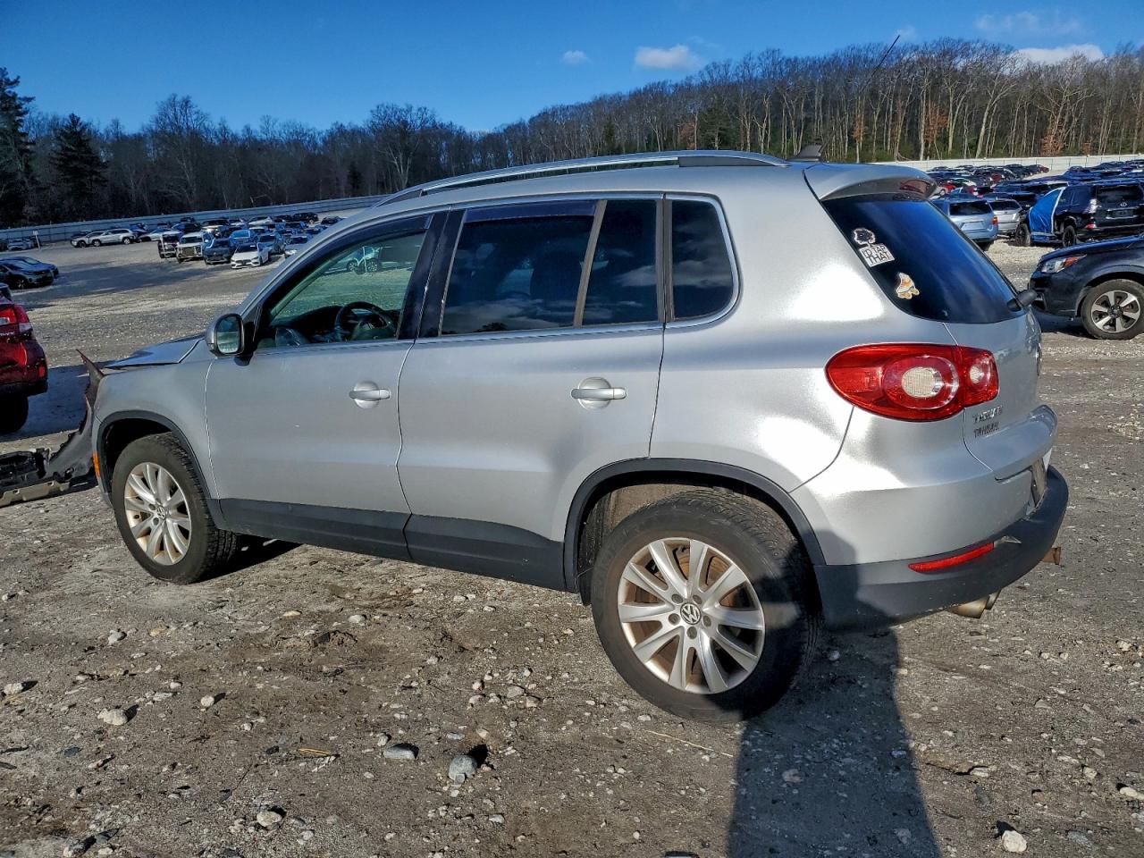 Volkswagen Tiguan Se Image 2