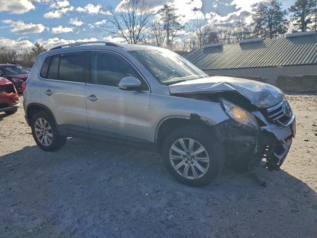 Volkswagen Tiguan Se Image 6