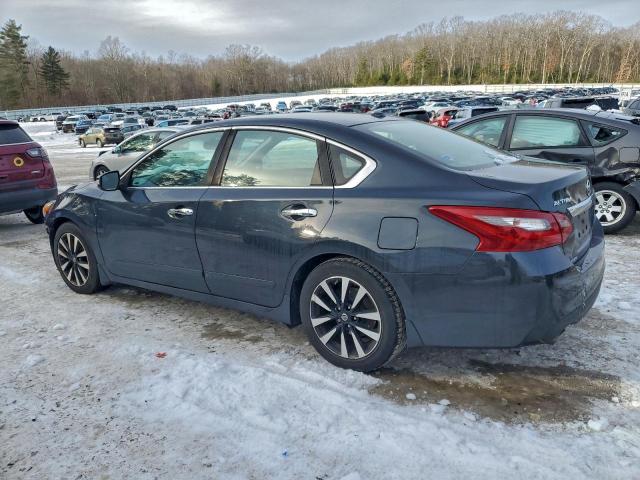 Nissan Altima 2.5 Image 3