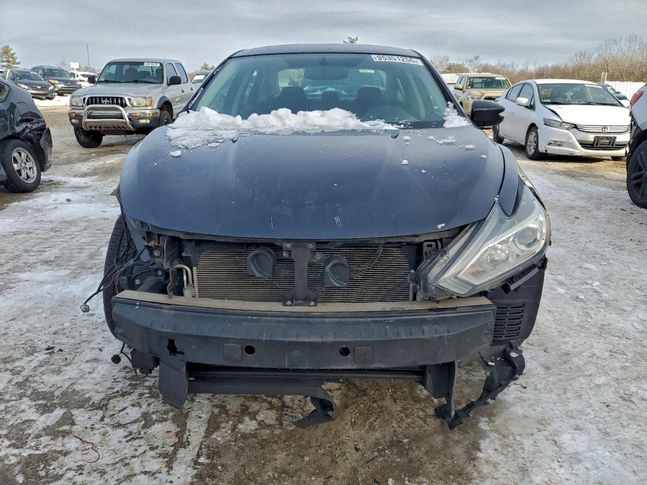 Nissan Altima 2.5 Image 2