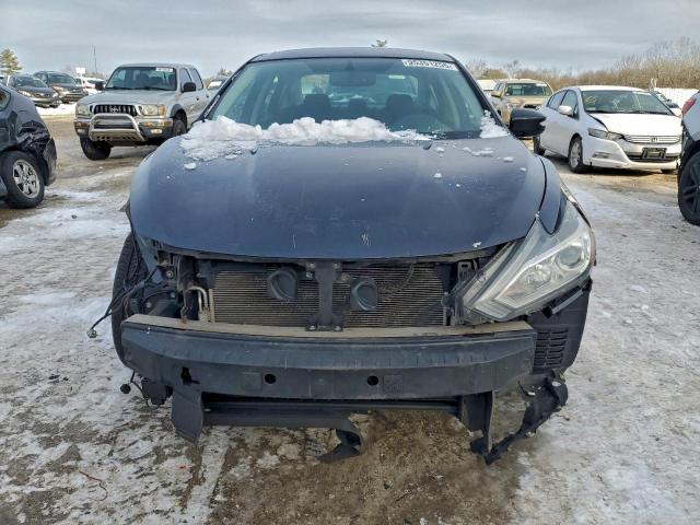 Nissan Altima 2.5 Image 2