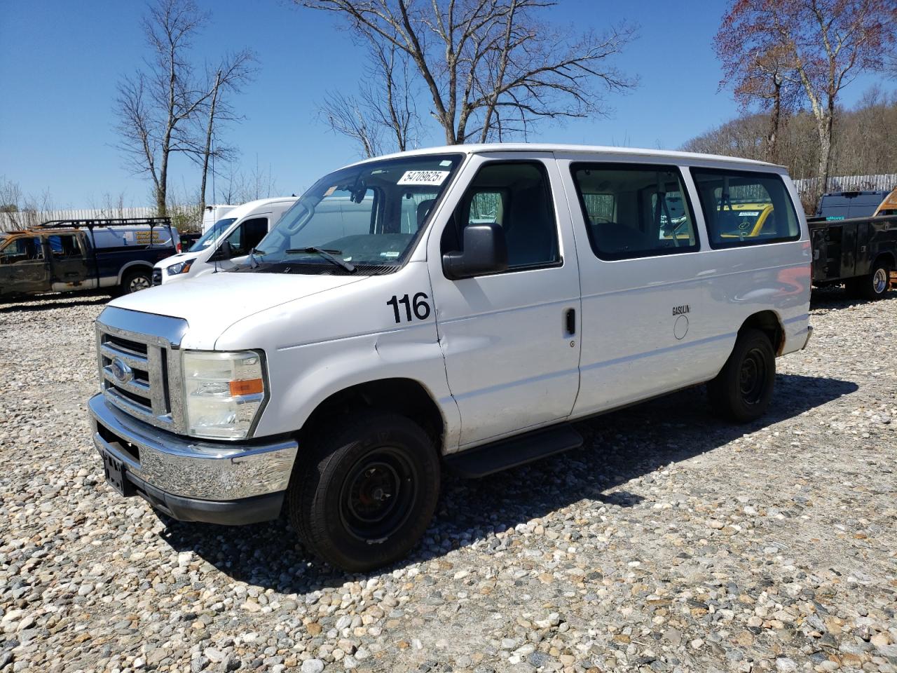 Ford Econoline E150 Wagon Image 1