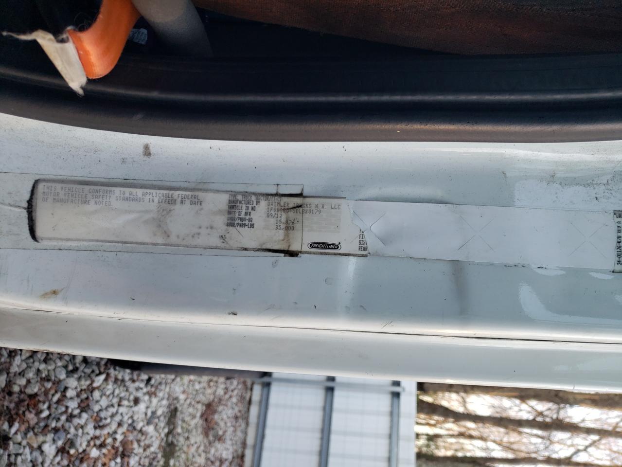 Freightliner Cascadia 1 Image 9