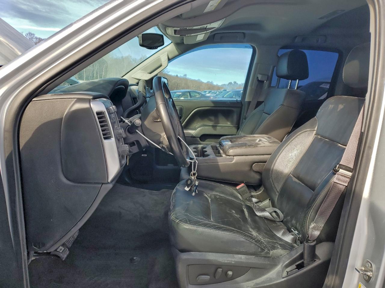 Chevrolet Silverado K1500 Lt Image 7