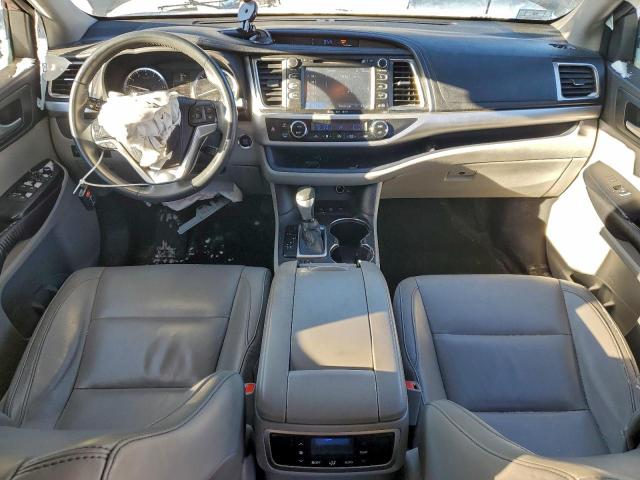 Toyota Highlander Xle Image 3