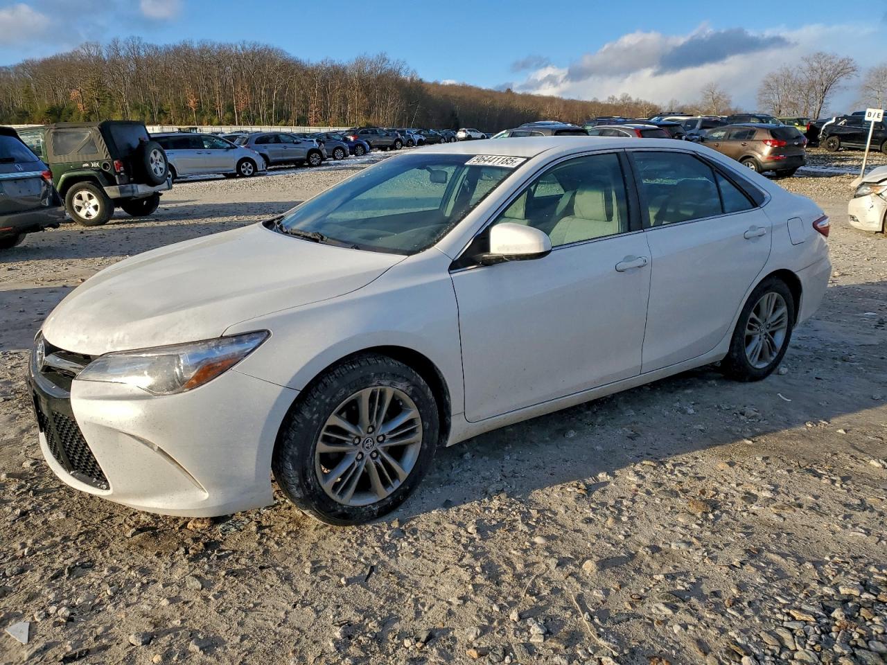 Toyota Camry Le Image 1
